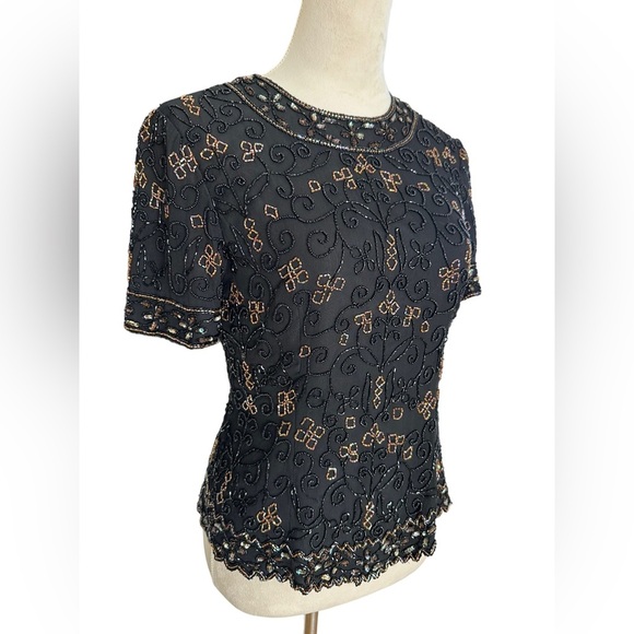 Black gold all over sequin embroidery and silk 80s vintage short sleeve top - Picture 3 of 6